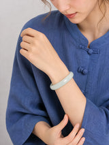 pale-jade-round-bangle-model-b-outfit-b-fashion-02
