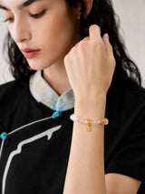 pink-crystal-nine-tailed-fox-bracelet-model-a-outfit-a-fashion-02
