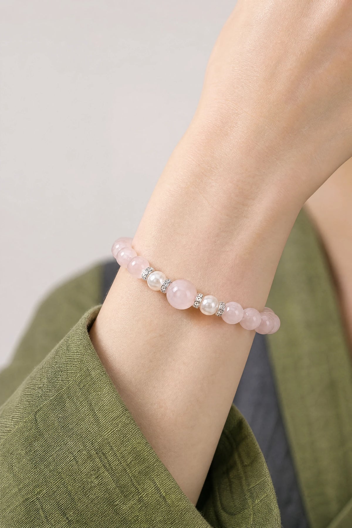 pink-crystal-peach-blossom-bracelet-model-a-outfit-a-closeup-01