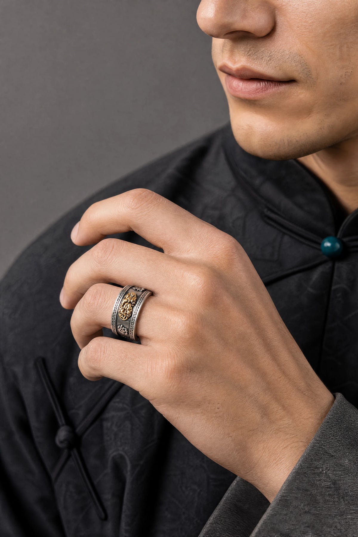 pixiu-mantra-ring-wealth-protection-model-a-outfit-a-fashion-01