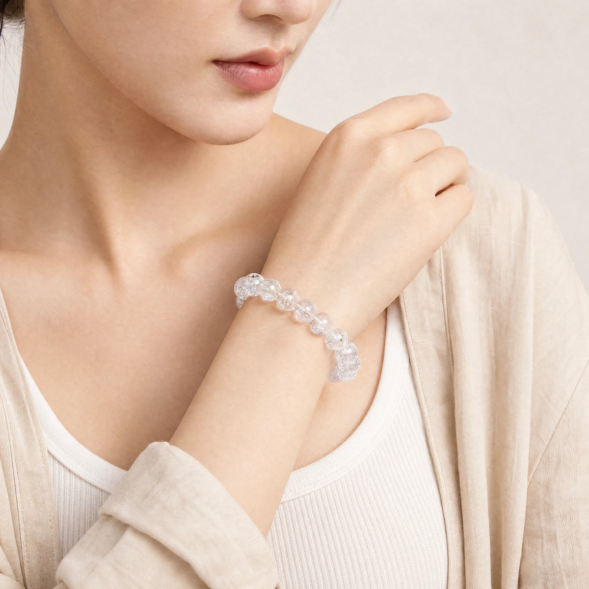 rainbow-crackle-clear-quartz-bracelet-model-b-outfit-b-fashion-01