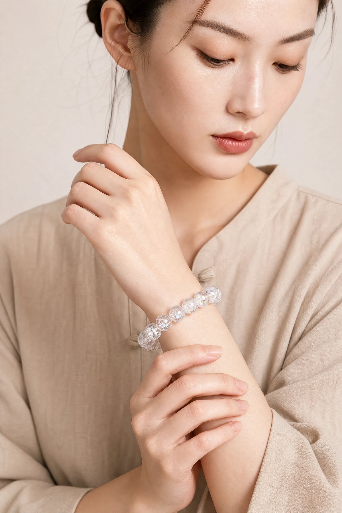 rainbow-crackle-clear-quartz-bracelet-model-b-outfit-b-fashion-02