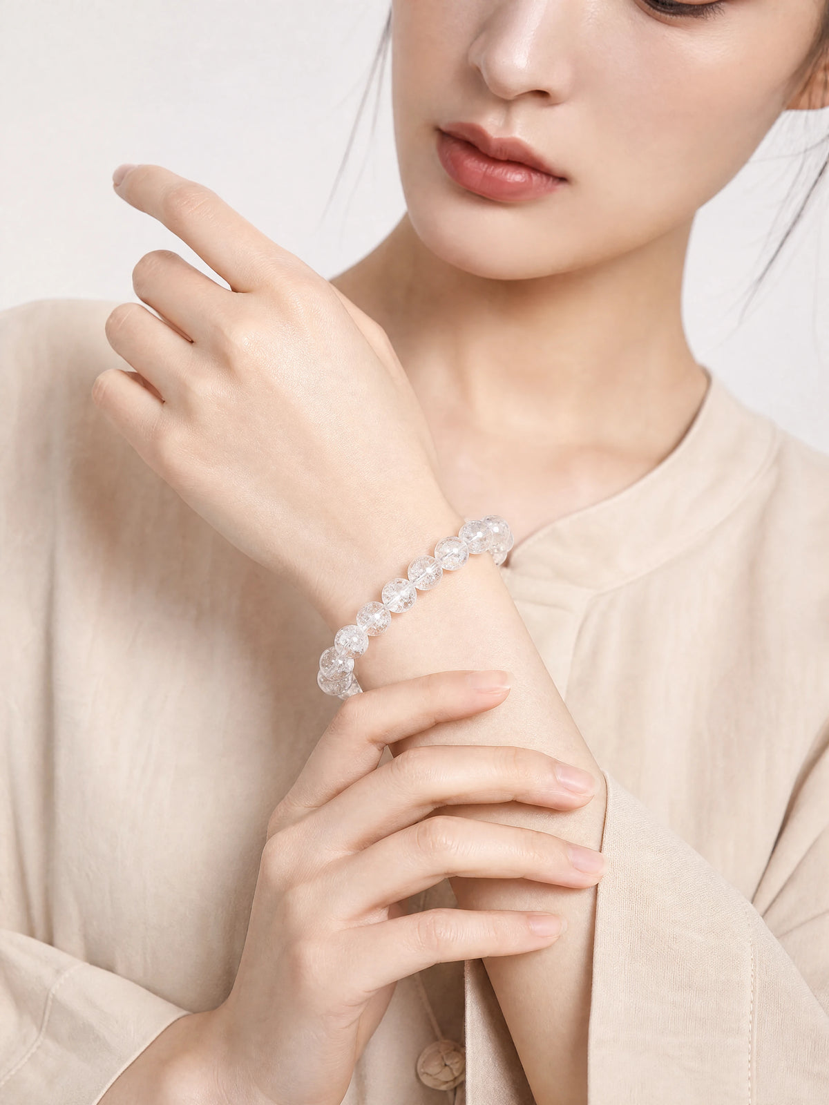 rainbow-crackle-clear-quartz-bracelet-model-b-outfit-b-fashion-03