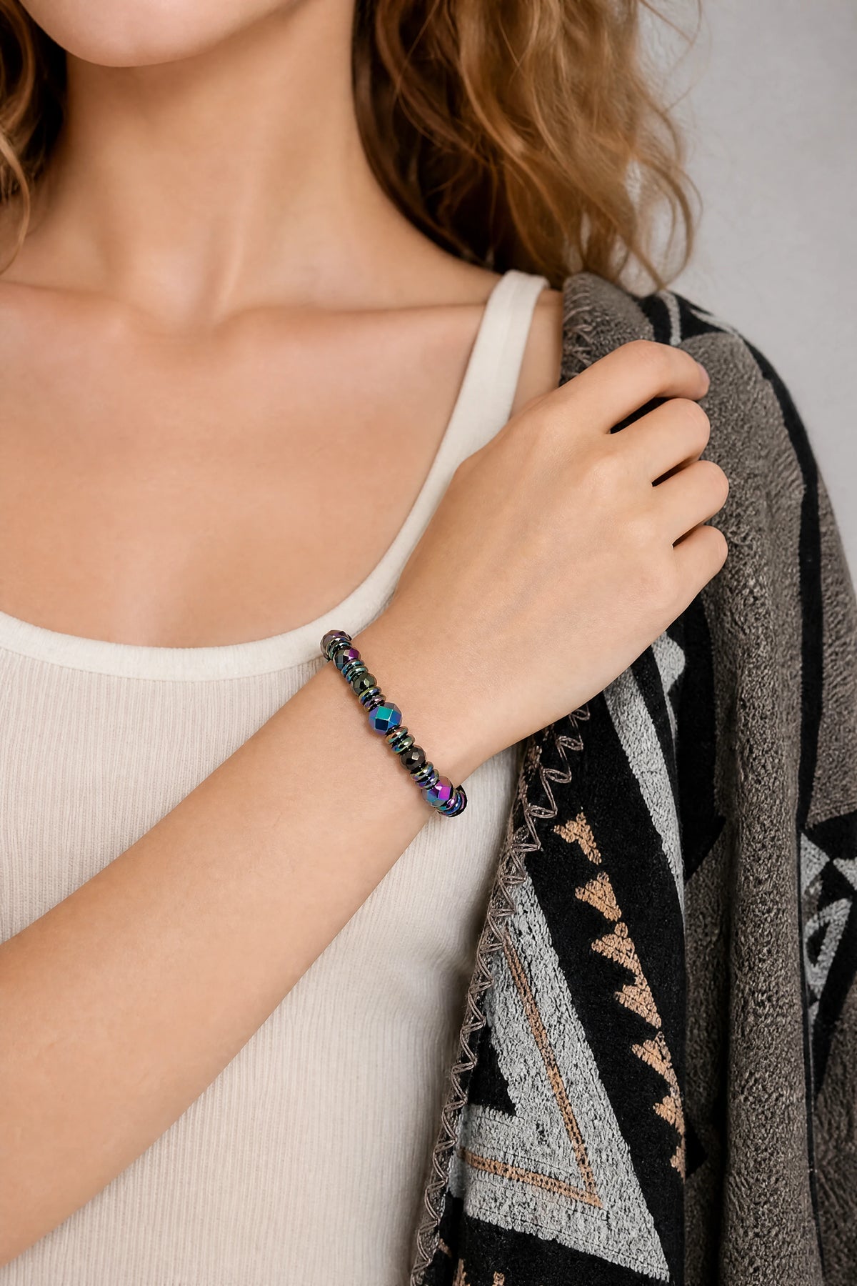 rainbow-hematite-bracelet-grounded-light-model-b-outfit-b-fashion-03