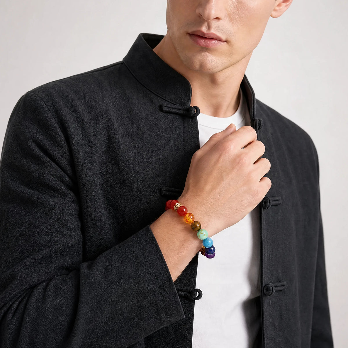 red-agate-chakra-bracelet-balance-courage-model-a-outfit-a-fashion-01