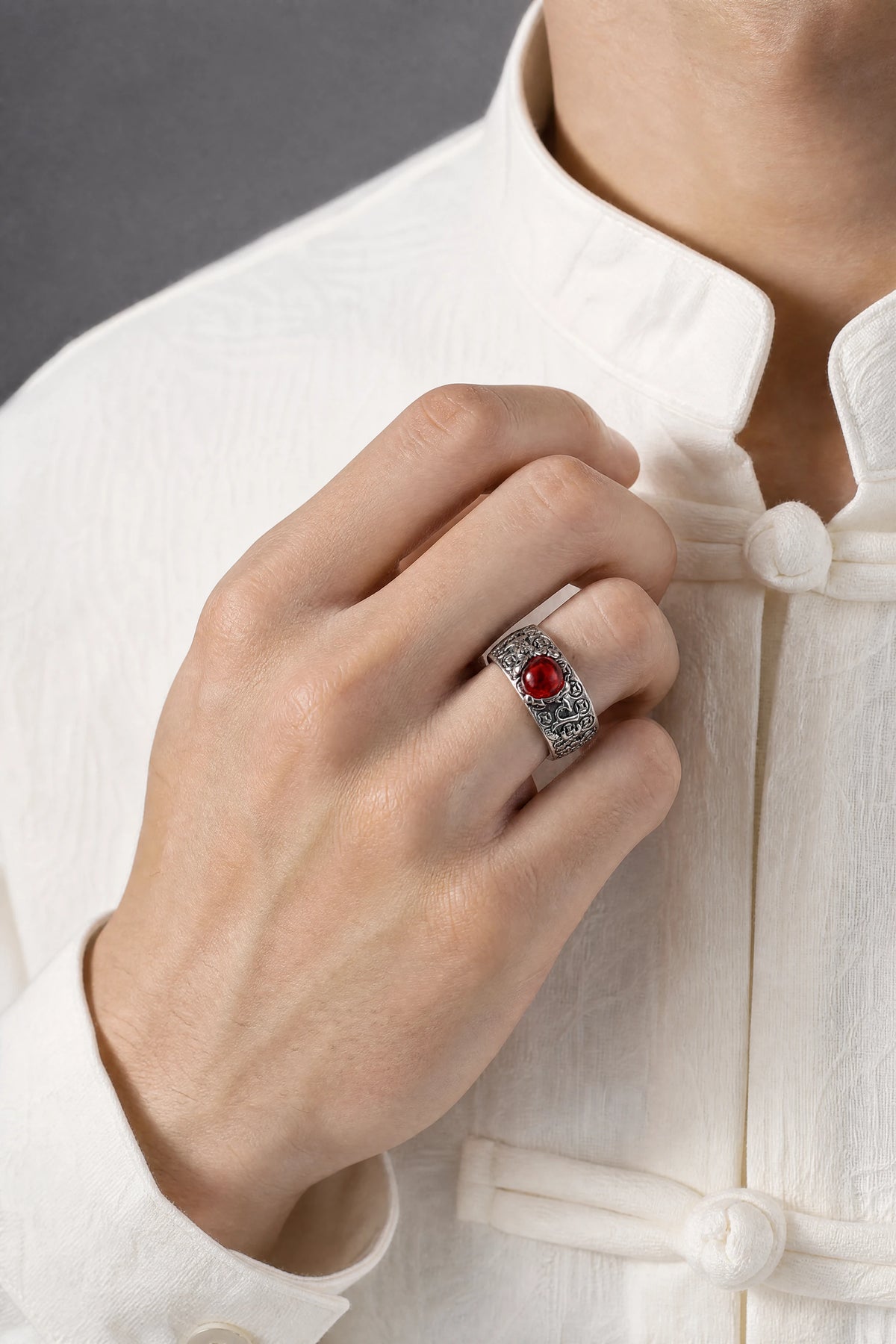 sterling-silver-pixiu-garnet-mantra-ring-model-a-outfit-a-fashion-03