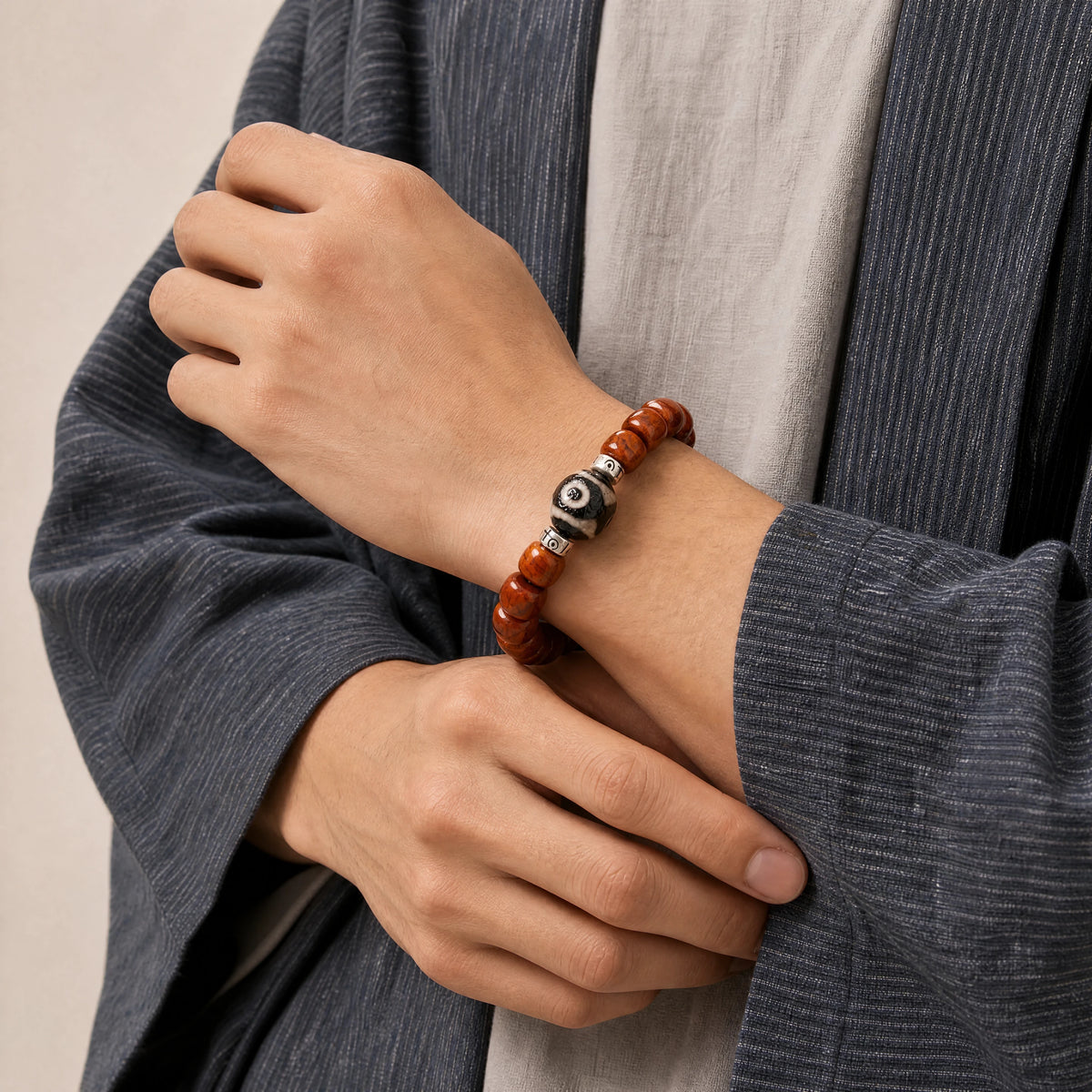 three-eye-dzi-yak-bone-bracelet-model-a-outfit-a-fashion-02