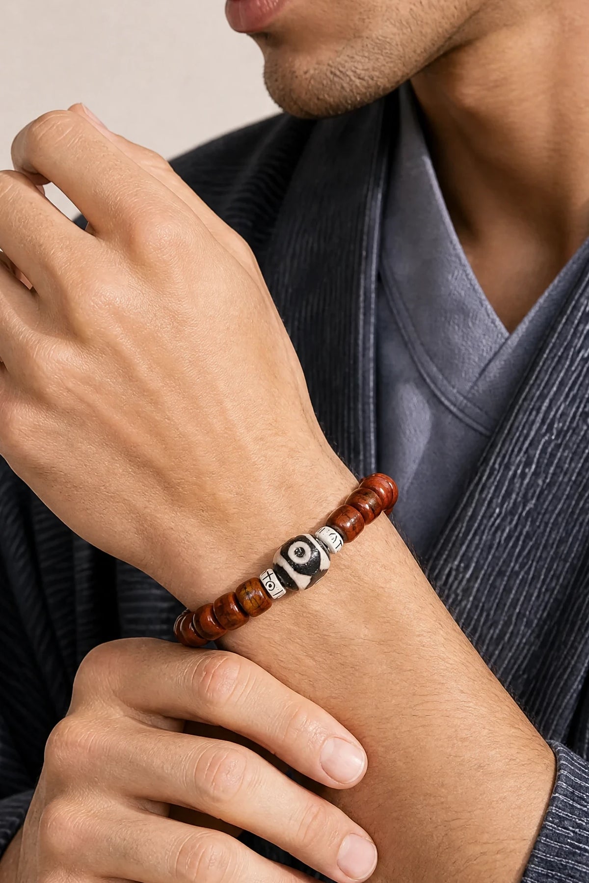 three-eye-dzi-yak-bone-bracelet-model-a-outfit-a-fashion-03