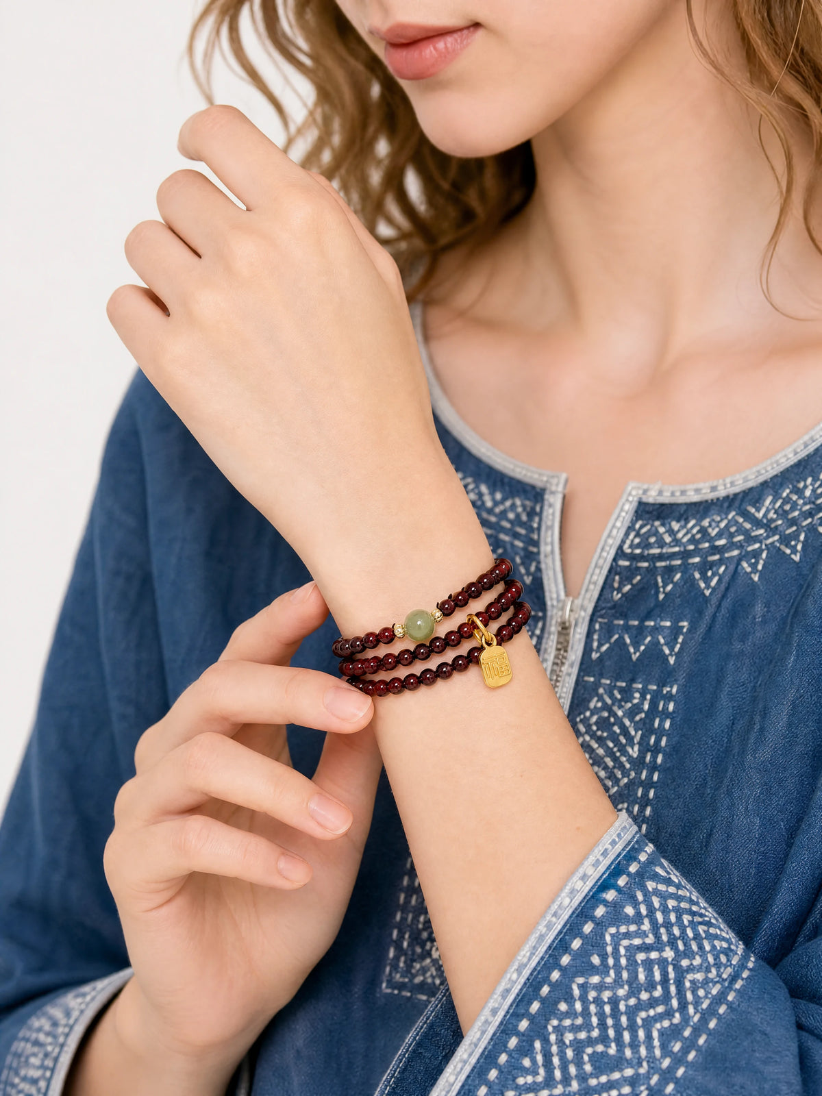 three-wrap-garnet-coin-bracelet-model-a-outfit-a-fashion-02