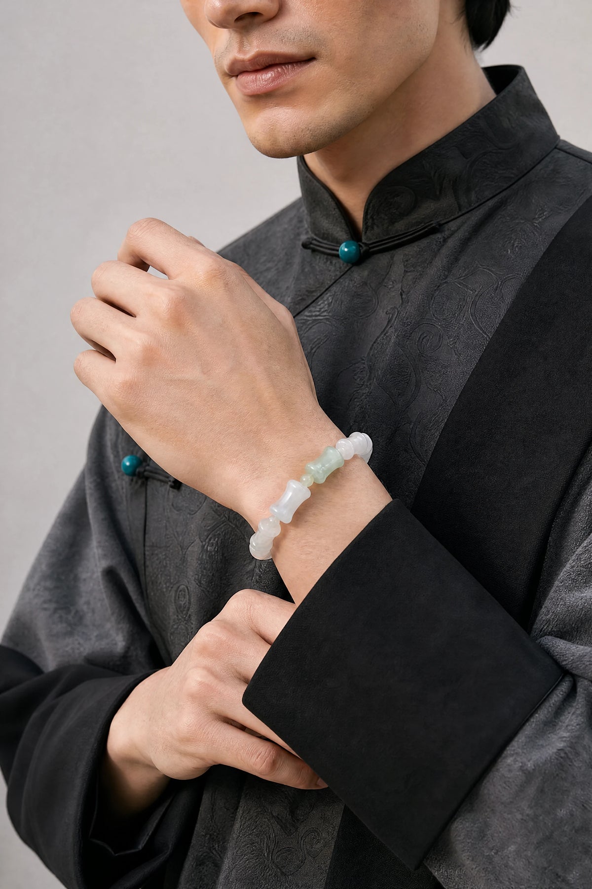 tianshan-jade-bamboo-bracelet-resilience-model-a-outfit-a-fashion-01