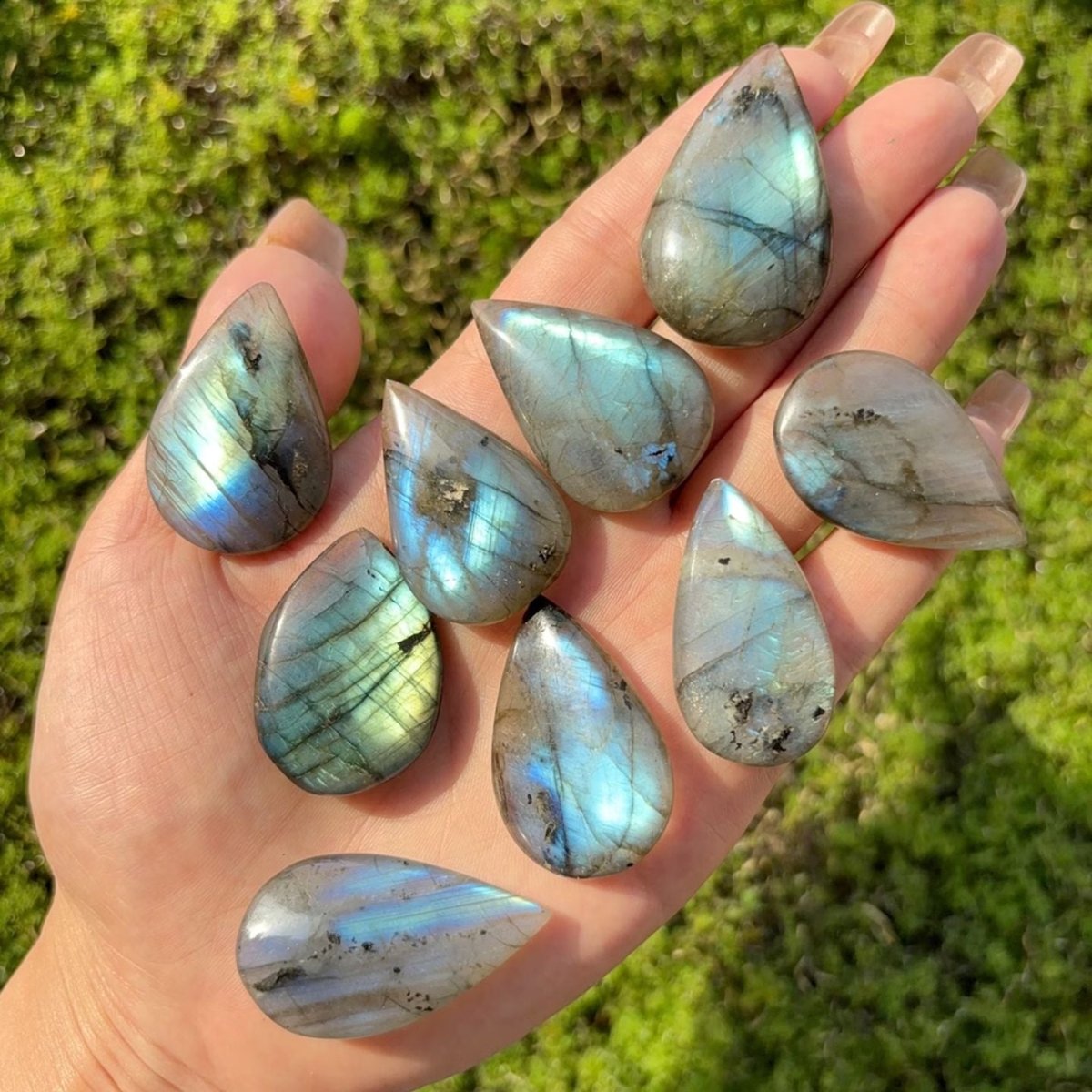Labradorite Cord Necklace — Drilled Stone in Three Shapes - Leaf (Drilled, Cord Included)3–5 cmTibet Art