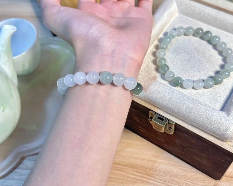 Tianshan Jade 10mm Round Bead Bracelet — Natural Green Stone, 18-Bead Single Wrap Tibet Art