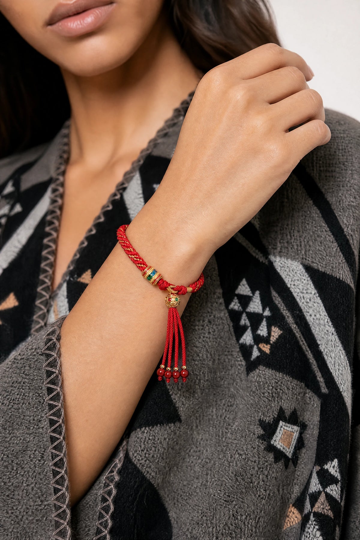 tibetan-auspicious-braided-tassel-bracelet-model-b-outfit-b-fashion-02