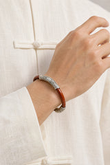 tibetan-jixueteng-vine-bracelet-model-a-outfit-a-fashion-03