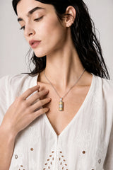 tibetan-prayer-wheel-necklace-model-b-outfit-b-fashion-03