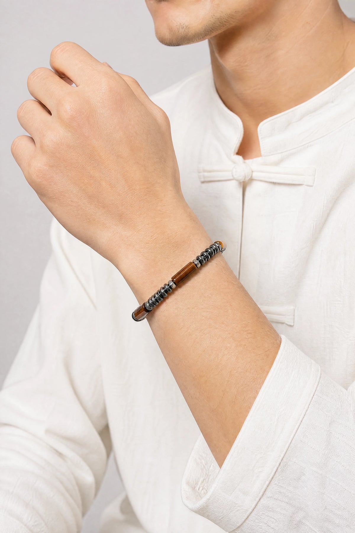 tiger-eye-geometric-bracelet-strength-model-b-outfit-b-fashion-02