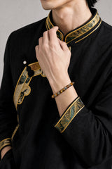 tiger-eye-round-disc-bracelet-focus-model-a-outfit-a-fashion-01