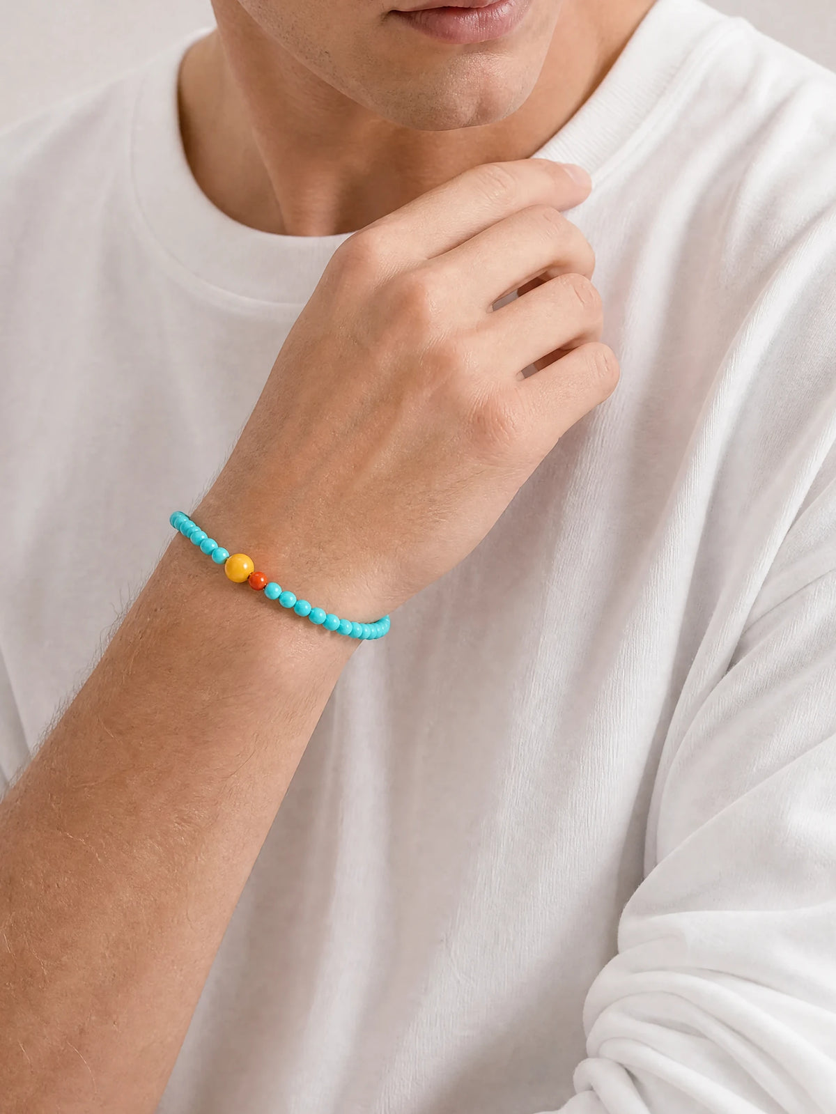turquoise-3mm-bead-bracelet-model-a-outfit-a-fashion-02