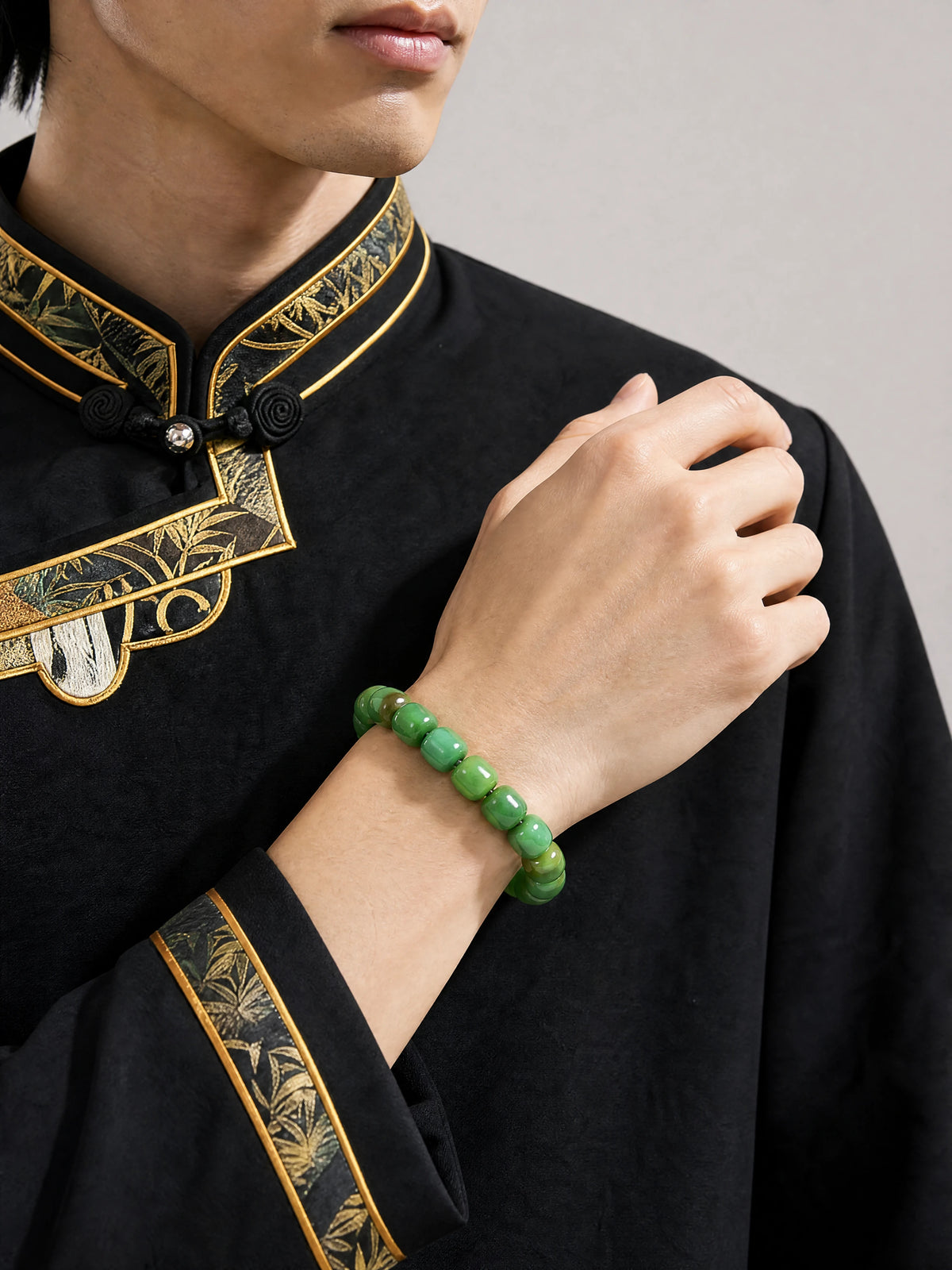 turquoise-landscape-bracelet-model-a-outfit-a-fashion-03