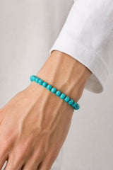 turquoise-round-bead-bracelet-model-a-outfit-a-closeup-01