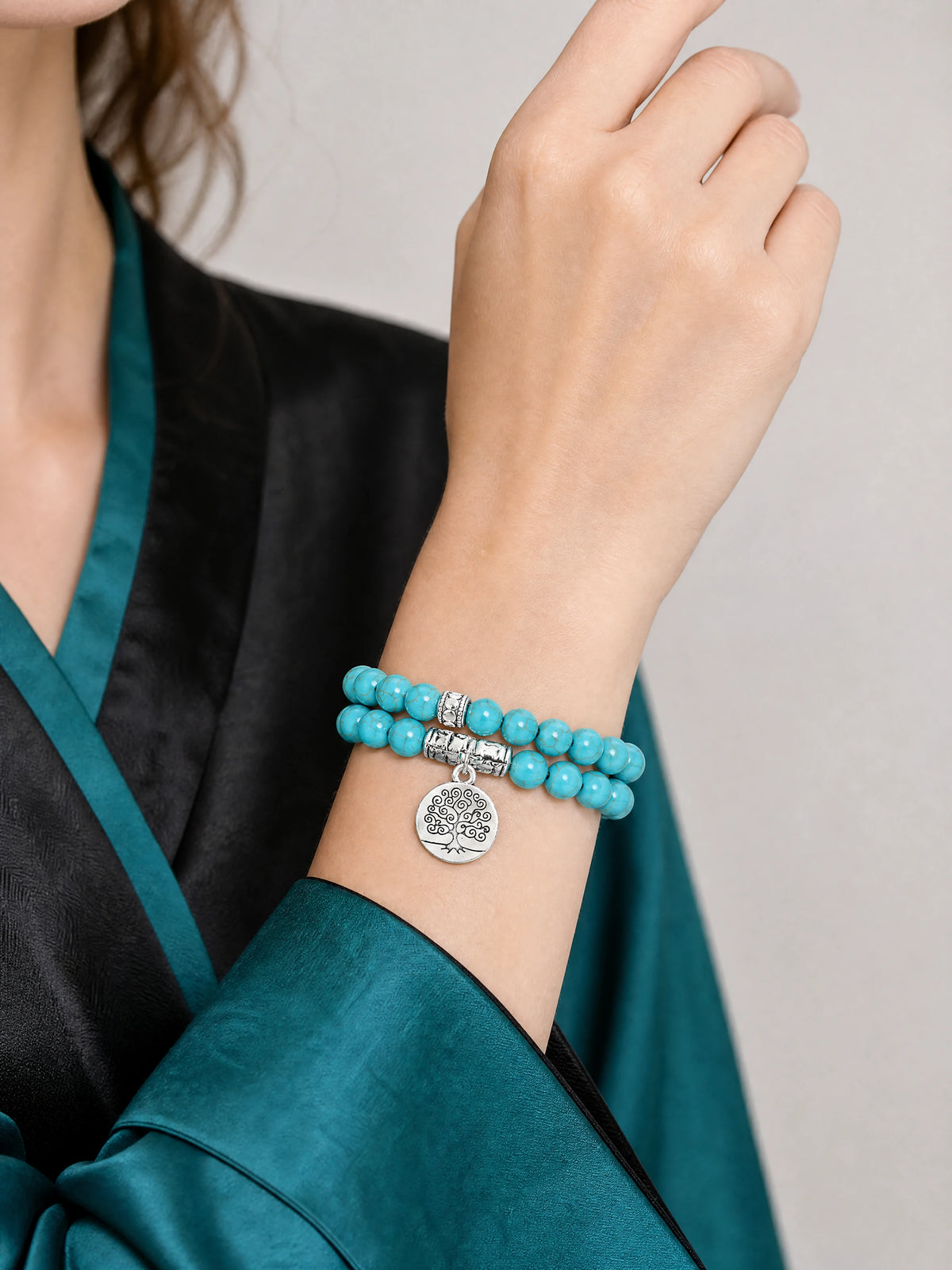 turquoise-tree-of-life-bracelet-set-model-b-outfit-b-fashion-01
