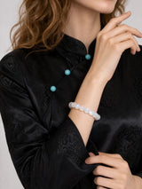 white-moonstone-bead-bracelet-model-b-outfit-b-fashion-02