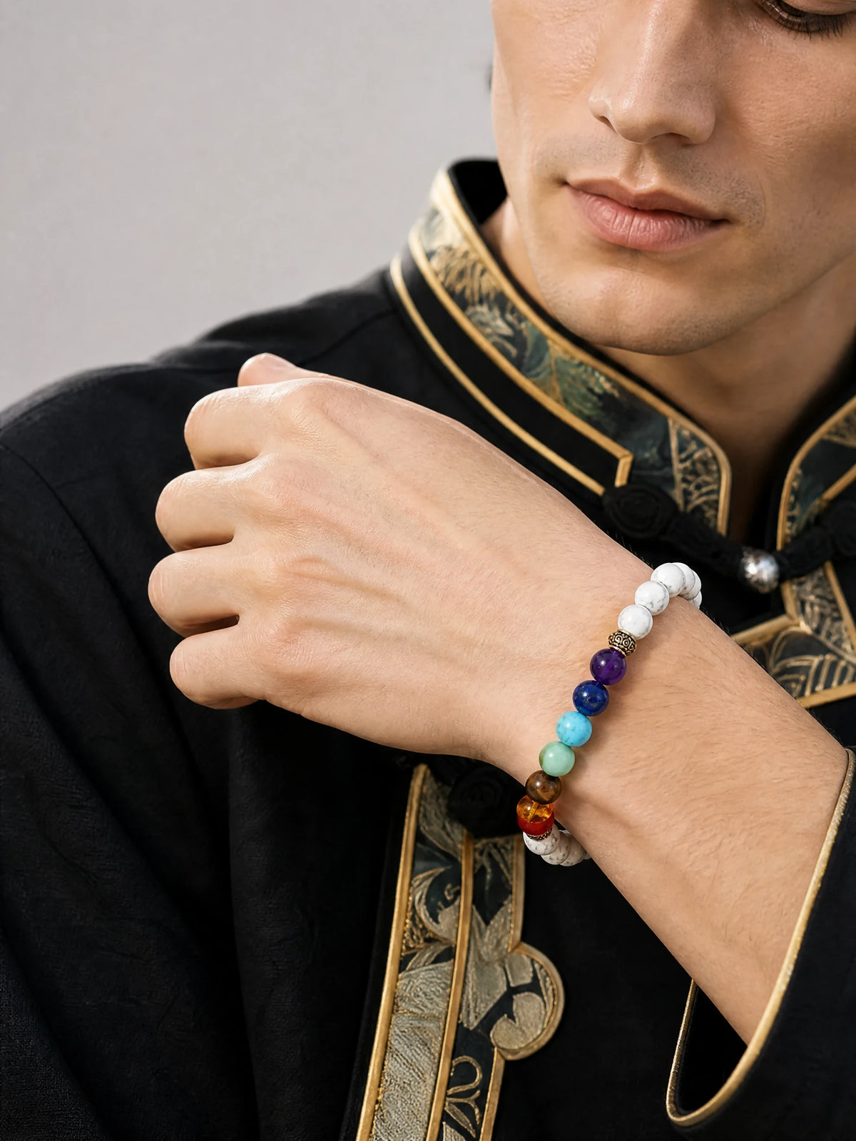 white-turquoise-seven-chakra-bracelet-model-a-outfit-a-fashion-01