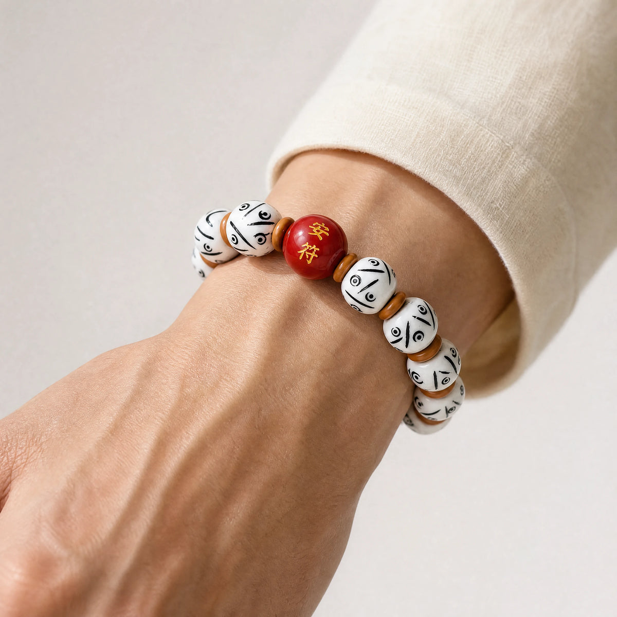 white-yak-bone-peace-talisman-bracelet-model-a-outfit-a-closeup-01