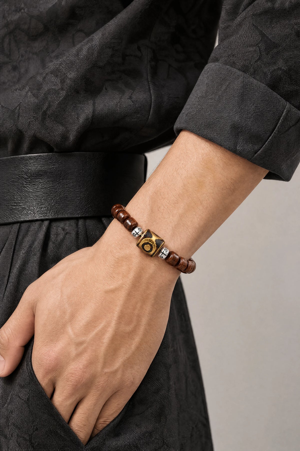 yak-bone-brown-dzi-bracelet-protection-model-a-outfit-a-fashion-03