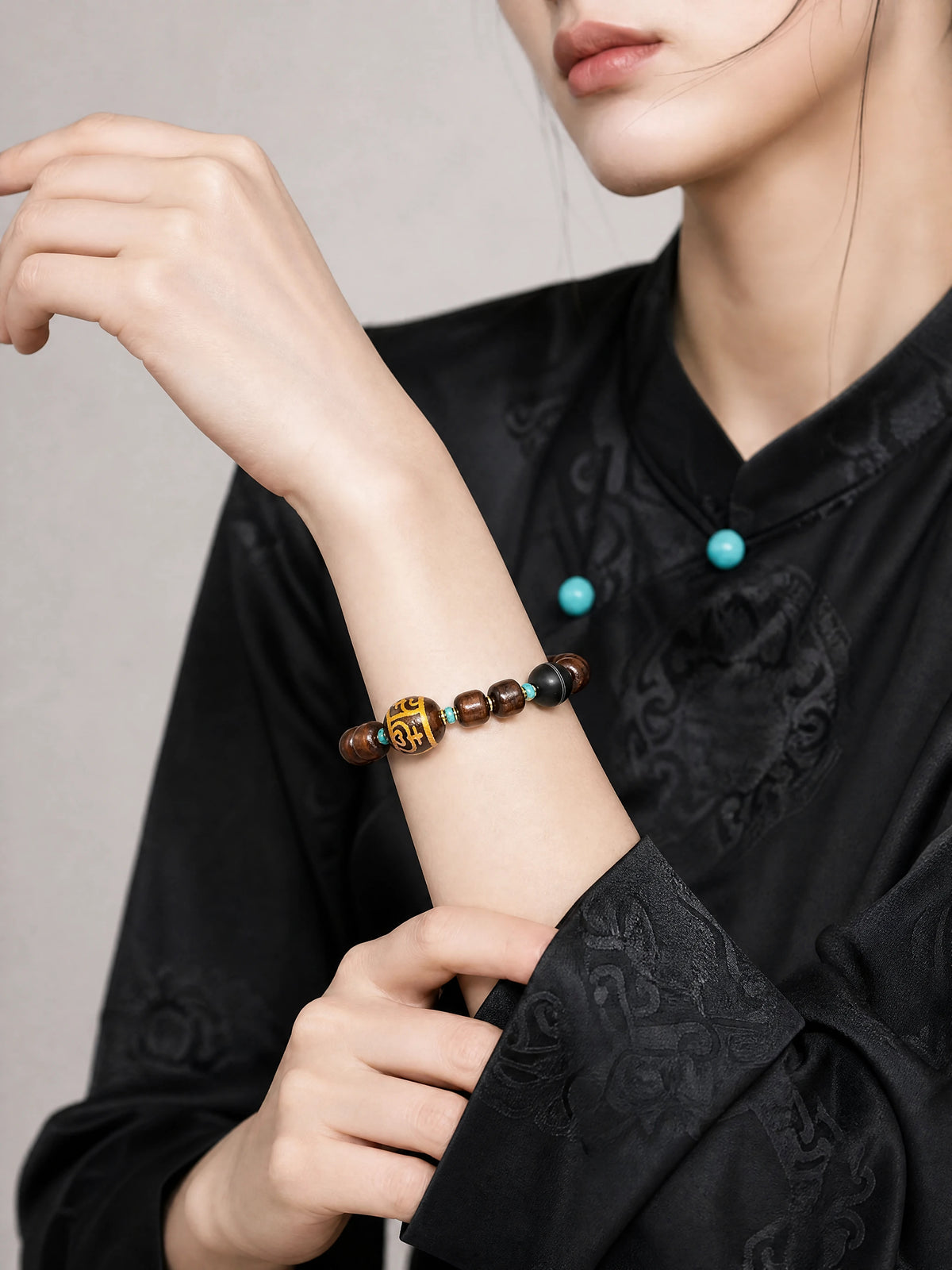 yak-bone-dzi-treasure-bracelet-model-b-outfit-b-fashion-02