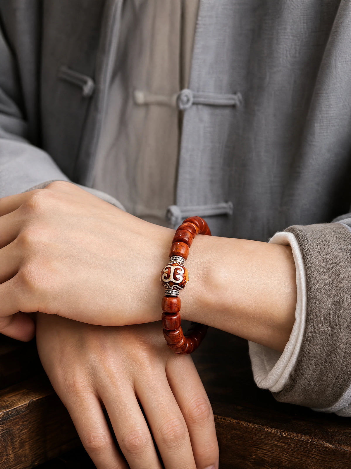 yak-bone-geometric-dzi-style-bracelet-model-a-outfit-a-fashion-03