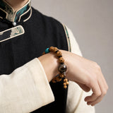 yak-bone-openwork-charm-bracelet-model-a-outfit-a-fashion-03
