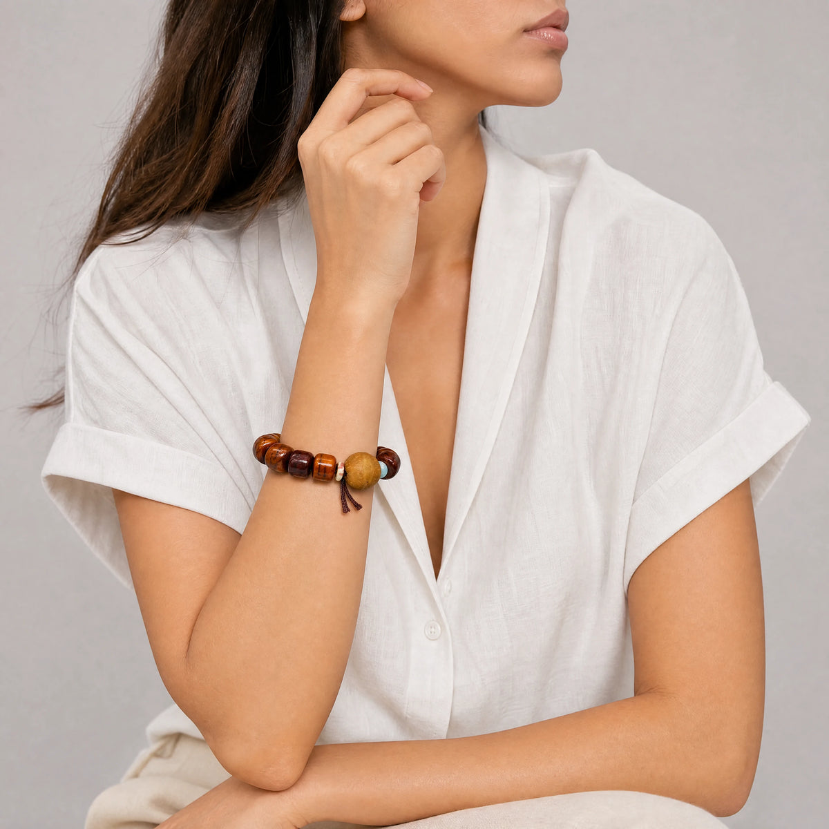 yak-bone-phoenix-eye-bodhi-bracelet-model-b-outfit-b-fashion-03