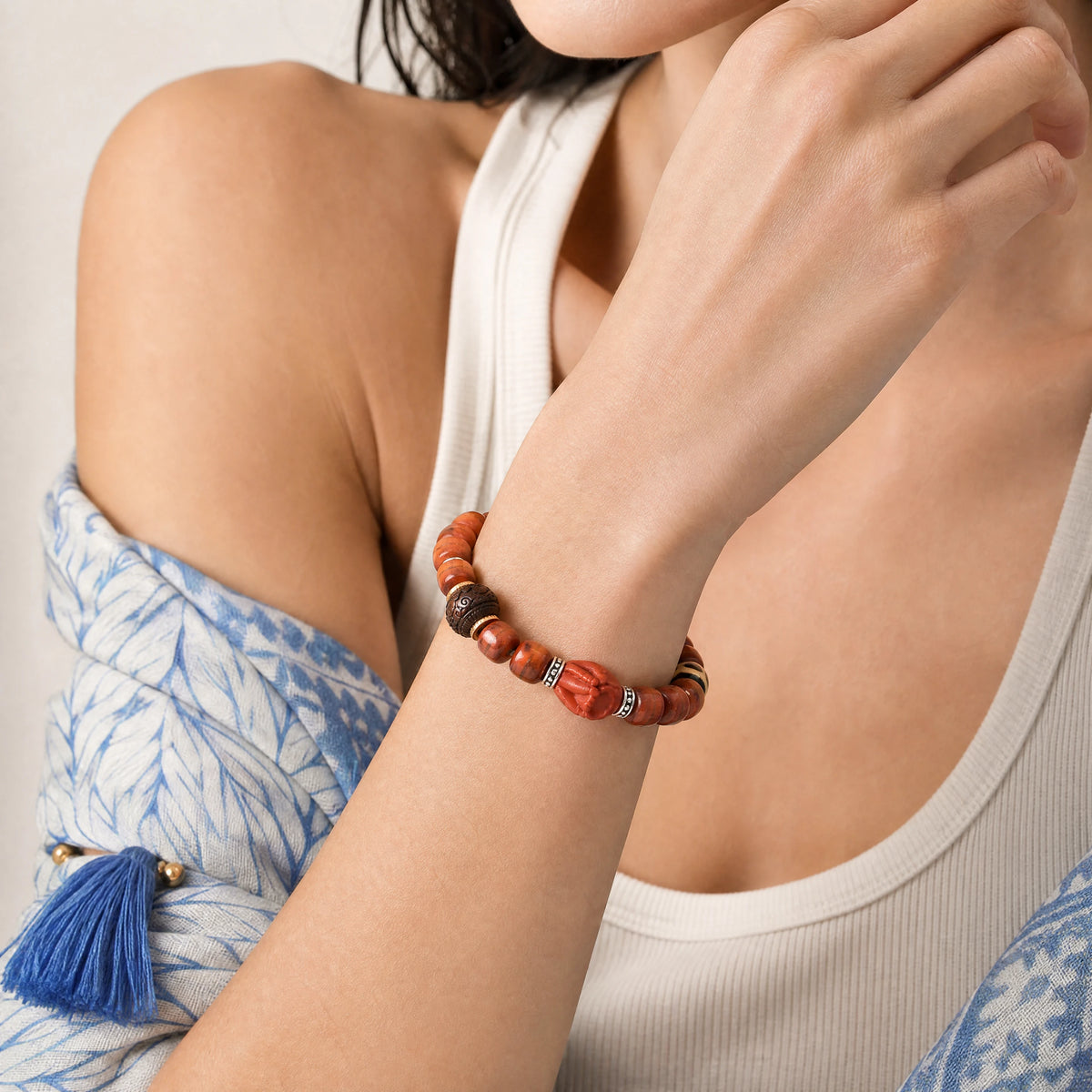yak-bone-prayer-hands-talisman-bracelet-model-b-outfit-b-fashion-02