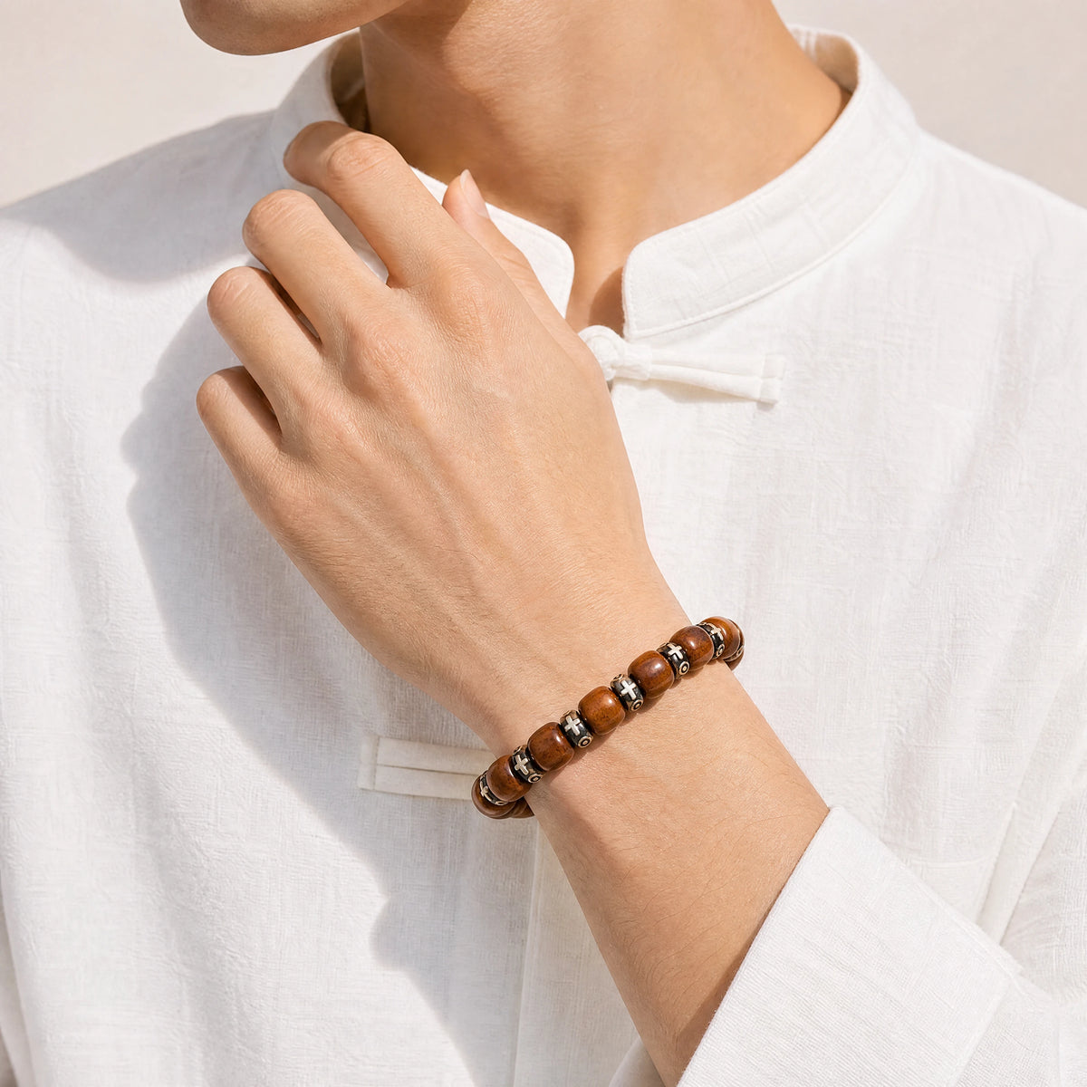 yak-bone-six-syllable-mantra-spacer-bracelet-model-a-outfit-a-fashion-01