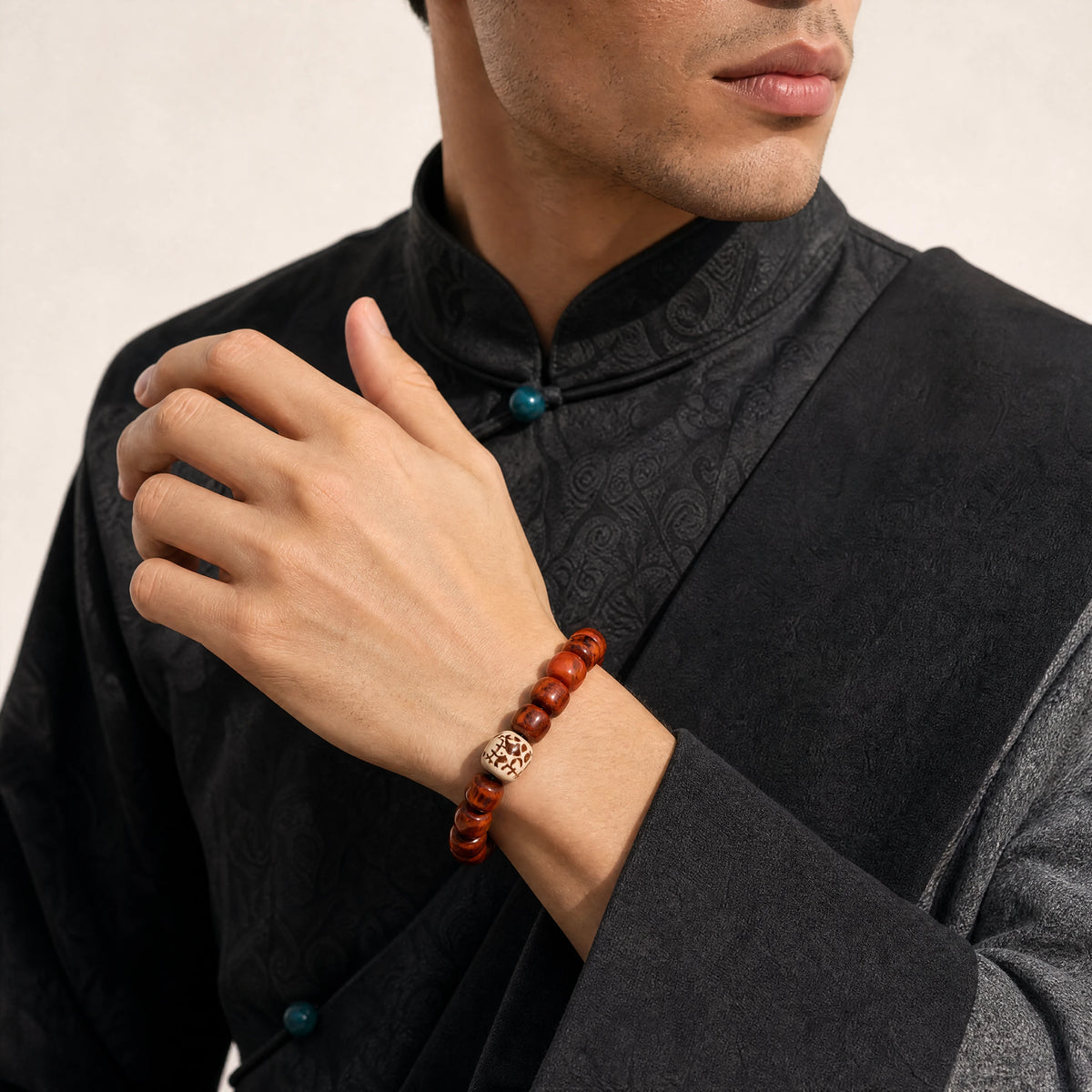 yak-bone-skull-focal-bracelet-model-b-outfit-b-fashion-01