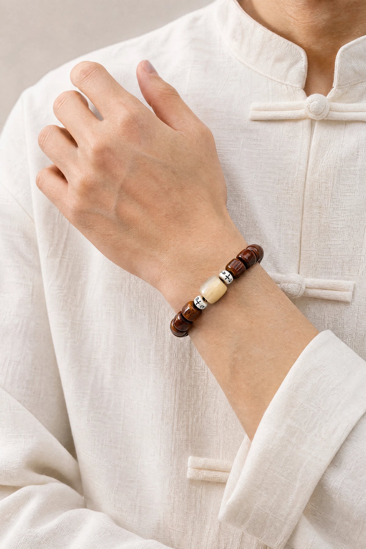 yak-bone-talisman-bracelet-model-a-outfit-a-fashion-02