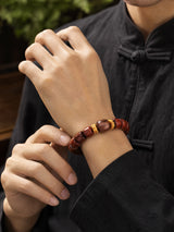 yak-bone-tibetan-horn-bracelet-model-a-outfit-a-fashion-03
