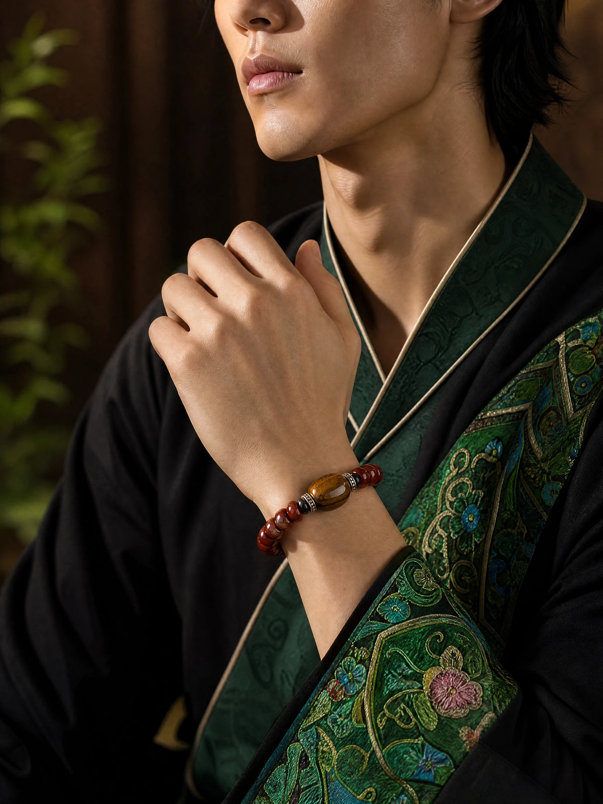 yak-bone-tiger-eye-bracelet-two-profiles-model-b-outfit-b-fashion-02