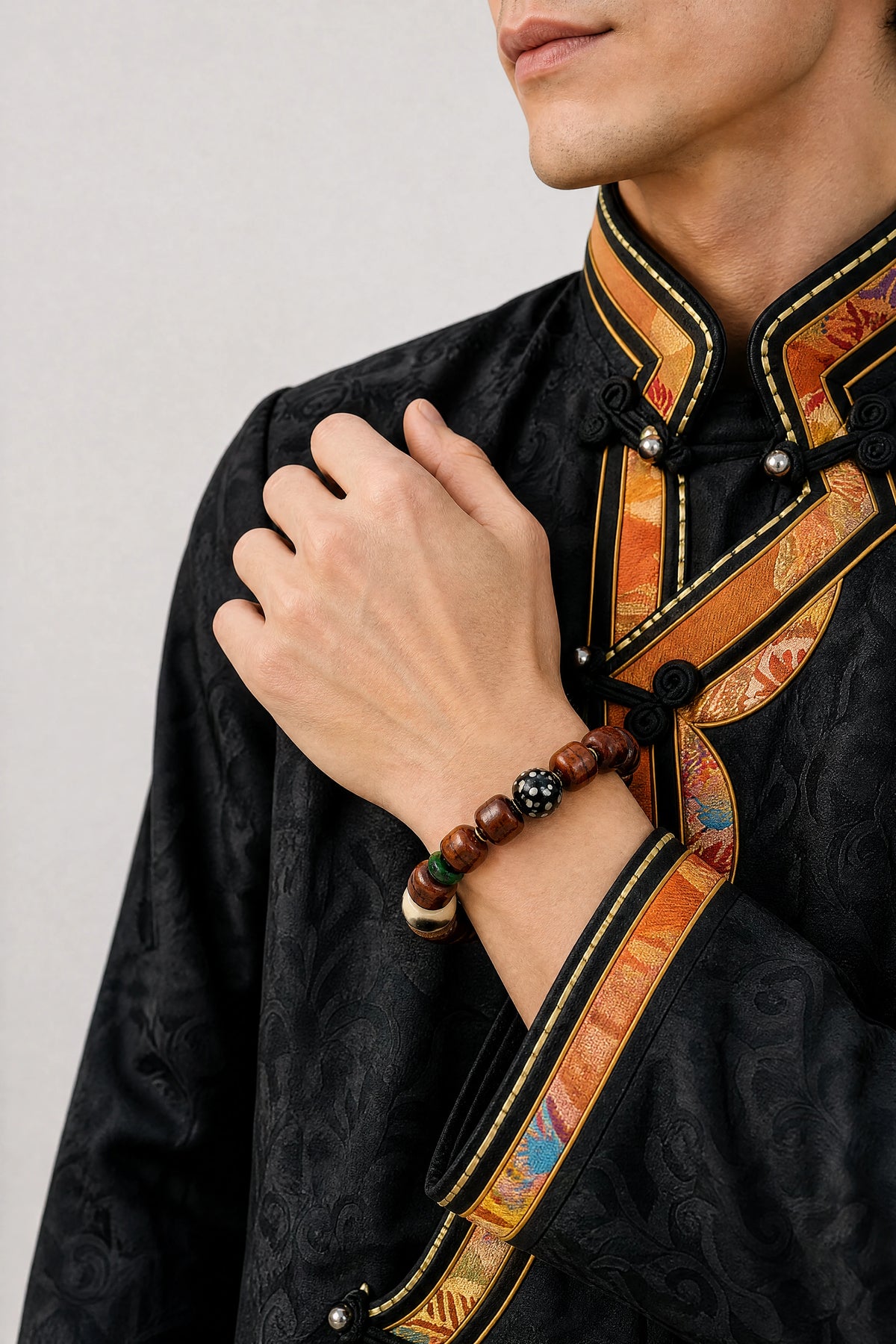 yak-bone-tiger-tooth-dzi-bracelet-12mm-model-a-outfit-a-fashion-01