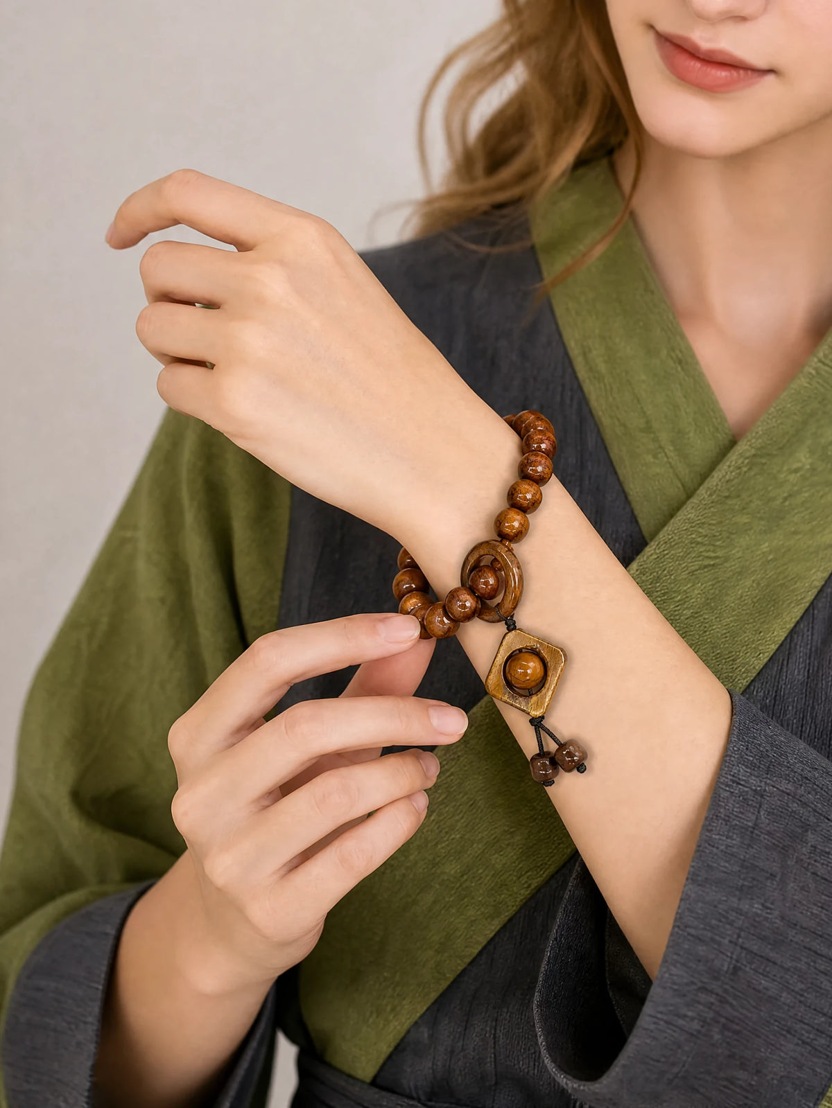 yak-bone-turning-fortune-charm-bracelet-model-b-outfit-b-fashion-02