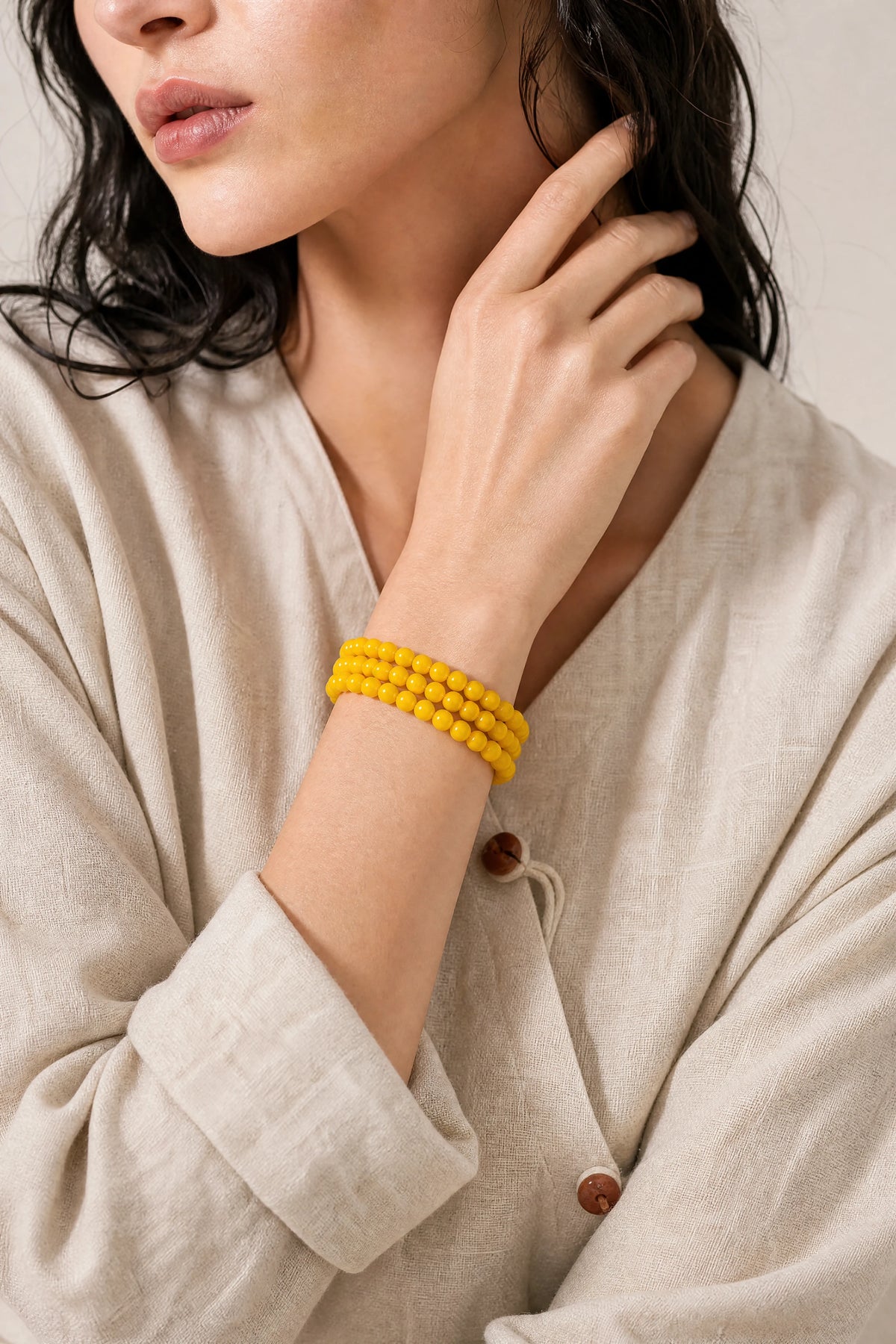 yellow-agate-triple-wrap-bracelet-model-b-outfit-b-fashion-01