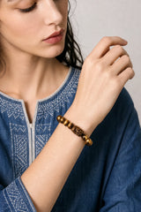 yellow-tiger-eye-pixiu-bracelet-model-b-outfit-b-fashion-01