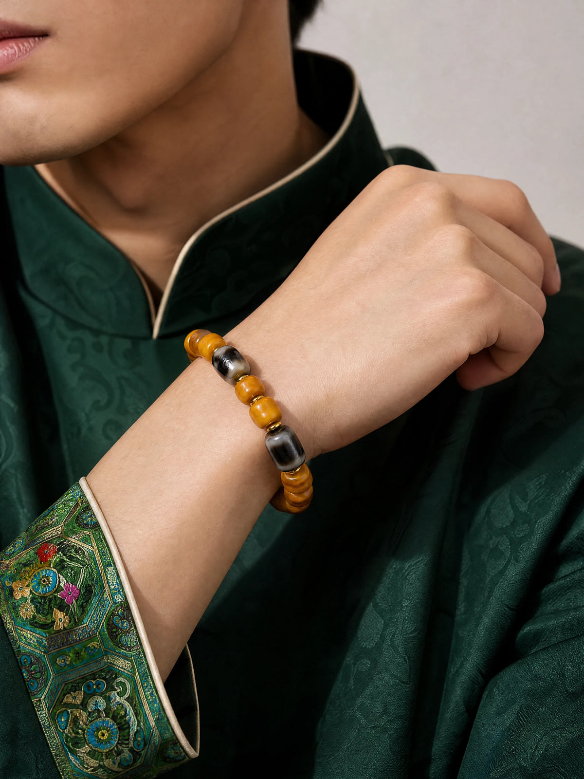 yellow-yak-bone-three-eye-dzi-bracelet-9mm-model-a-outfit-a-fashion-02