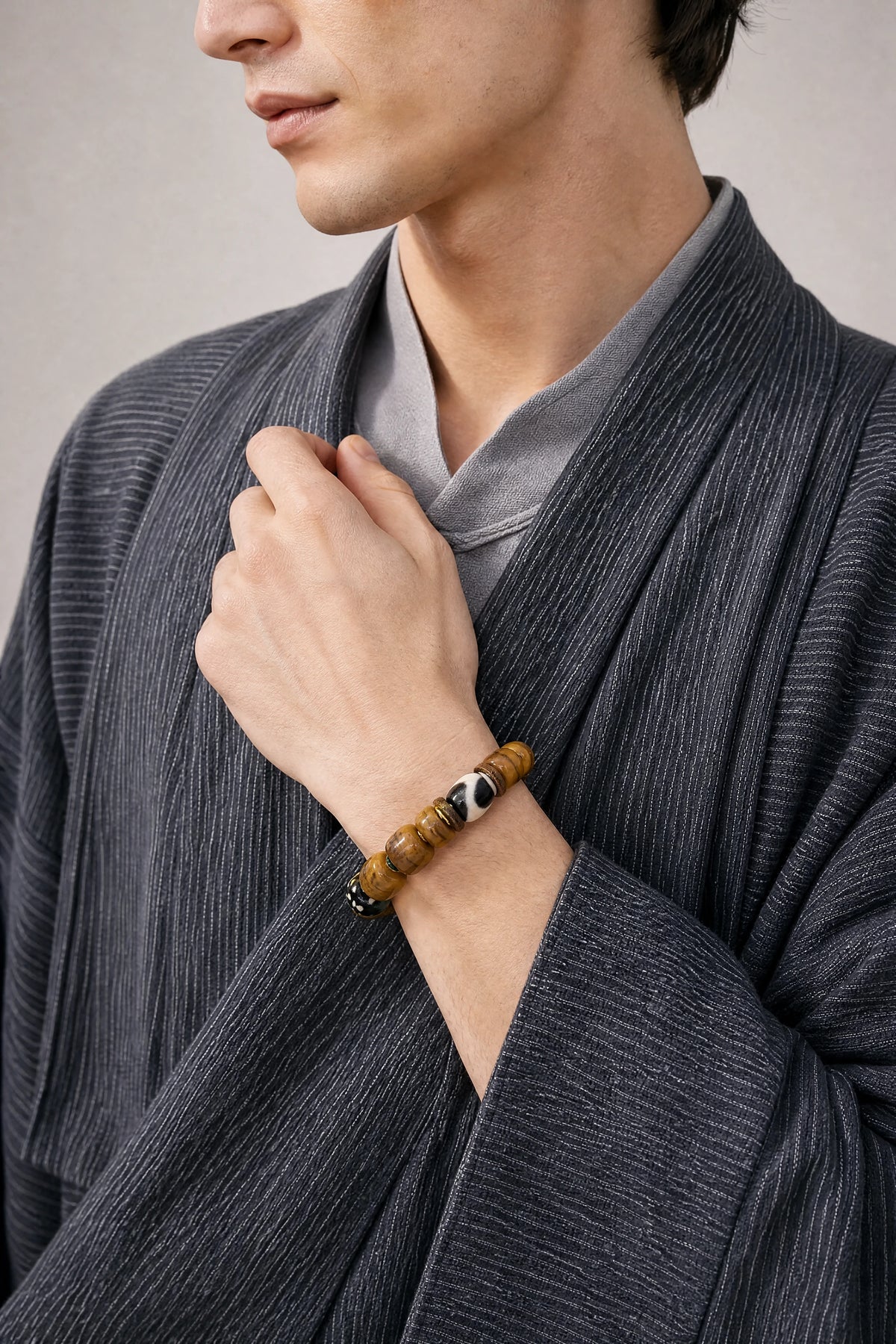 yellow-yak-bone-tiger-tooth-dzi-bracelet-12mm-model-a-outfit-a-fashion-01